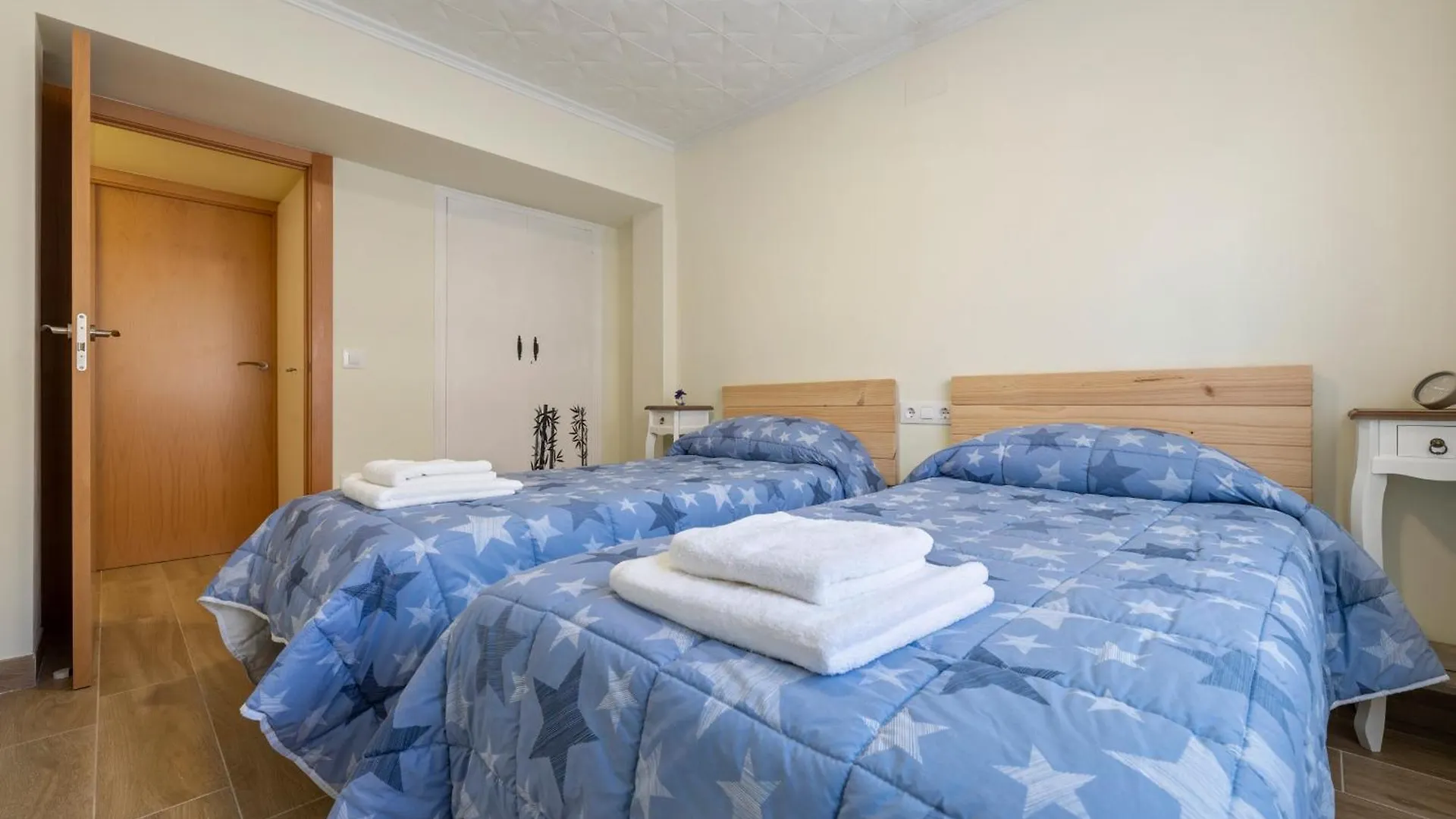 Hauzify I Apartament Van Gogh Salou 0*,  Spain